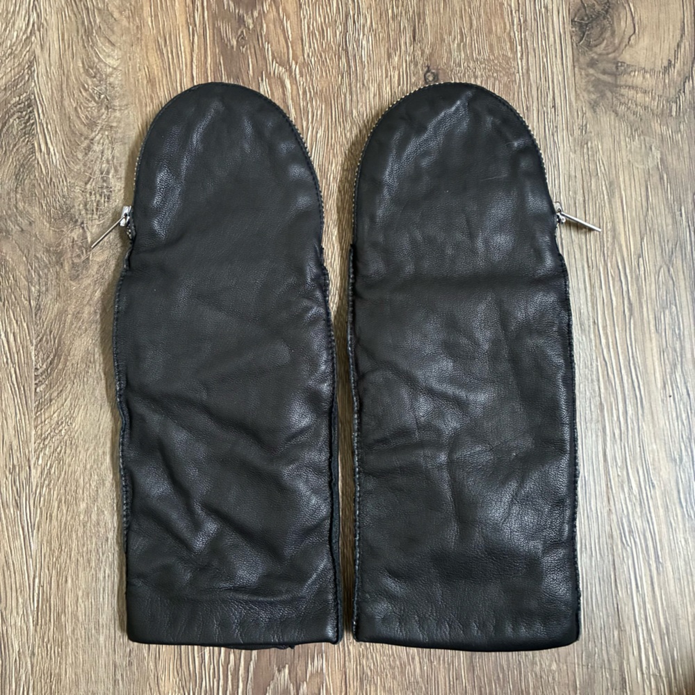 COS Black Leather Cashmere Lined Mittens with Zipper Opening
